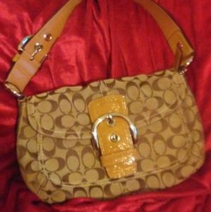 Coach purse in good condition
